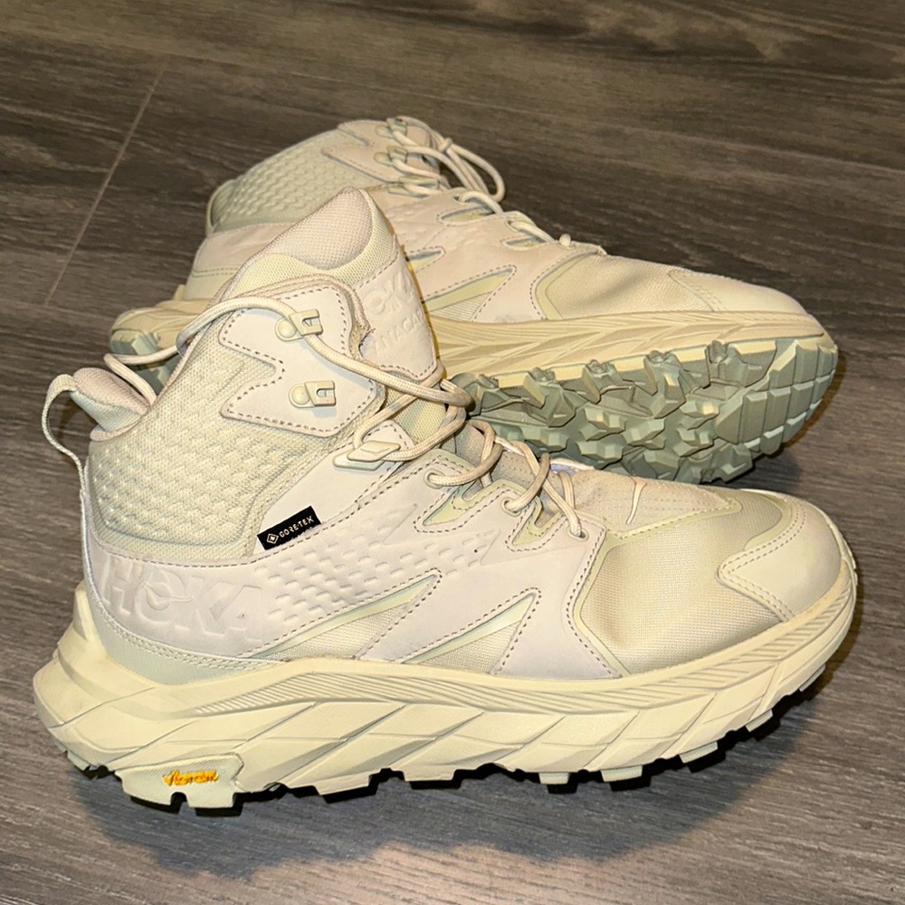 HOKA Women 9.5 Cream Off White Hiking Boot